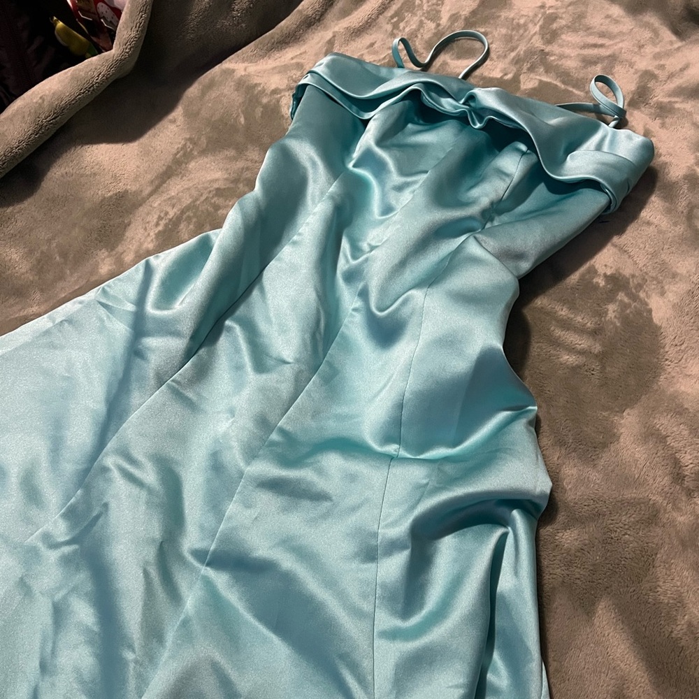 david’s bridal tiffany blue satin dress size 6 / medium